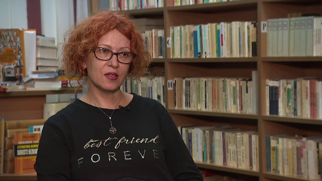 Metoda inedită prin care o profesoară a inspirat mii de elevi să se apuce de citit