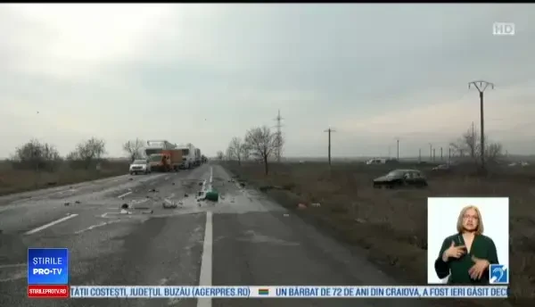 Accident grav în Buzău. Trei mașini s-au izbit după o depășire periculoasă
