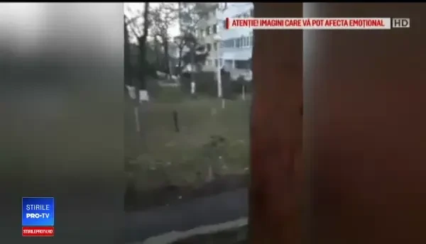 Polițistul care s-a bătut cu un vecin în curtea unui bloc: ”El a căzut și s-a lovit”