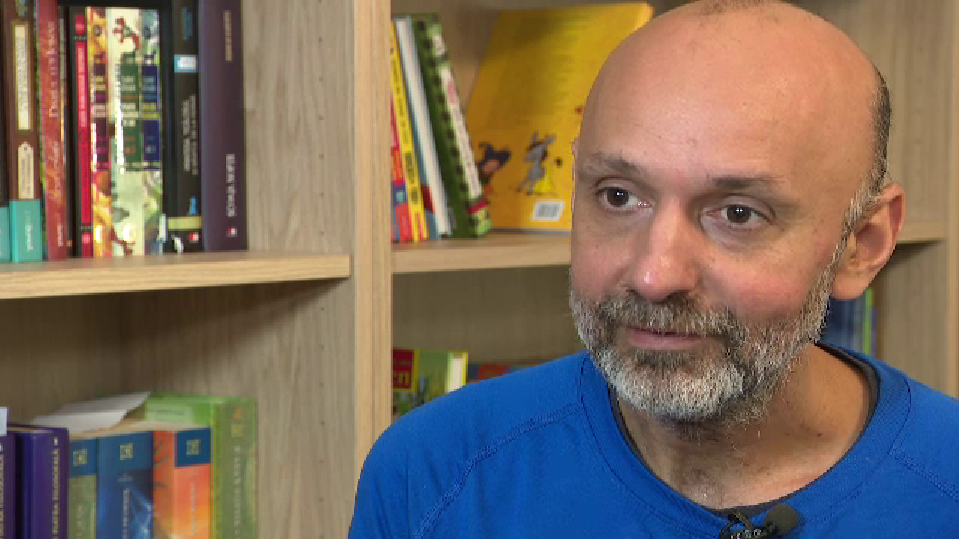 Valeriu Nicolae, omul care sfințește locul. De peste 10 ani ajută familiile nevoiașe din Ferentari