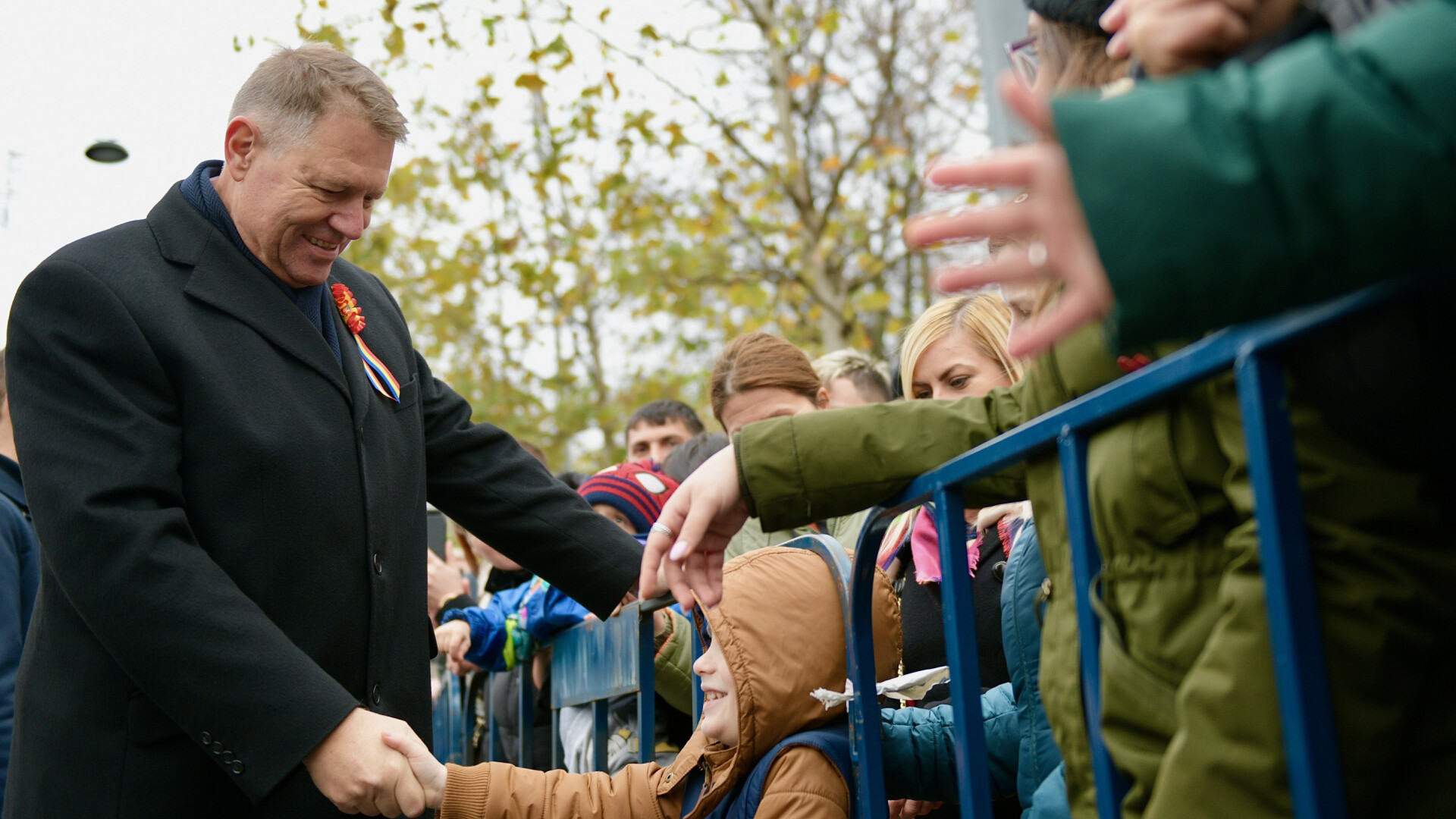 Klaus Iohannis, 1 decembrie - 6