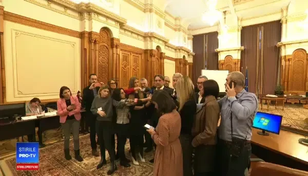 Deputații din Comisia juridică au adoptat proiectul de abrogare a legii recursului compensatoriu