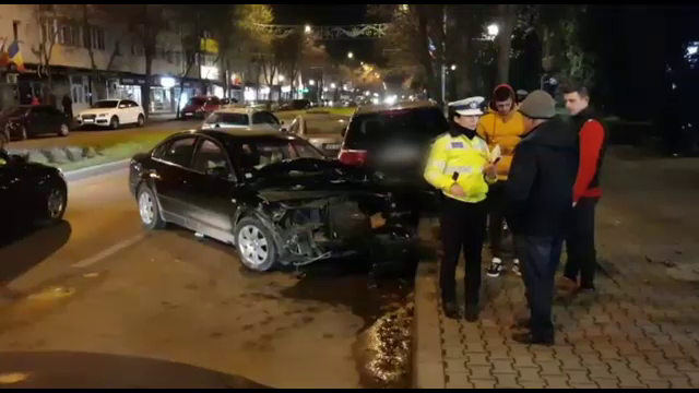 Accident în lanț provocat de un șofer teribilist, în Vaslui. Conducea o mașină cu volan pe dreapta