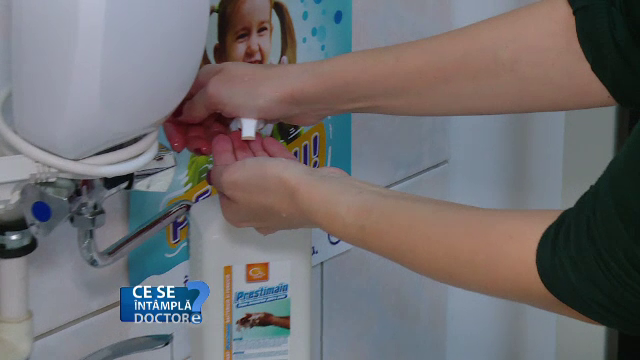 Gesturile involuntare care pot ascunde o tulburare gravă. Sunt întâlnite tot mai frecvent