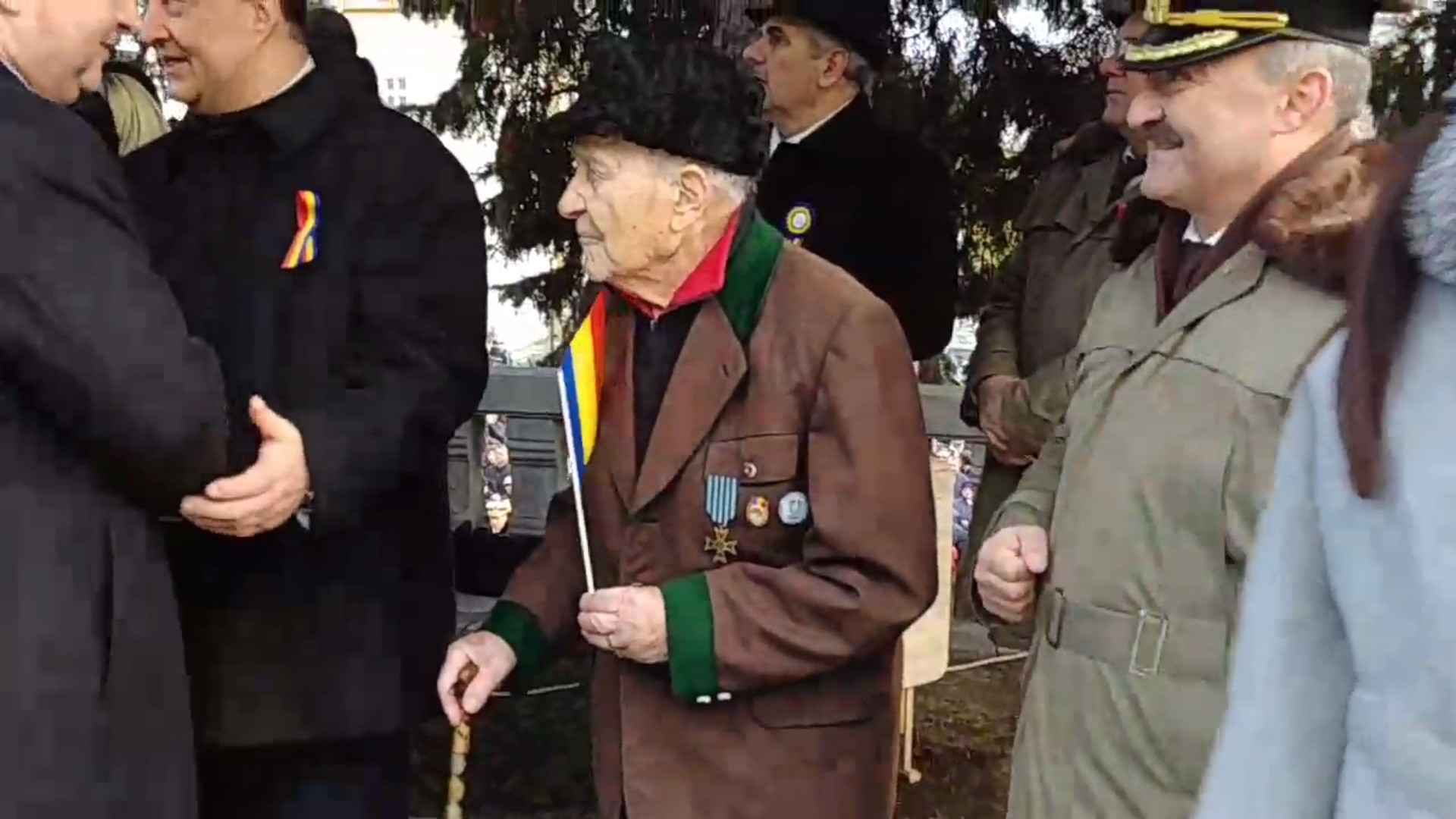 Povestea veteranului de război de 100 de ani, ignorat la parada de Ziua Națională de la Vâlcea