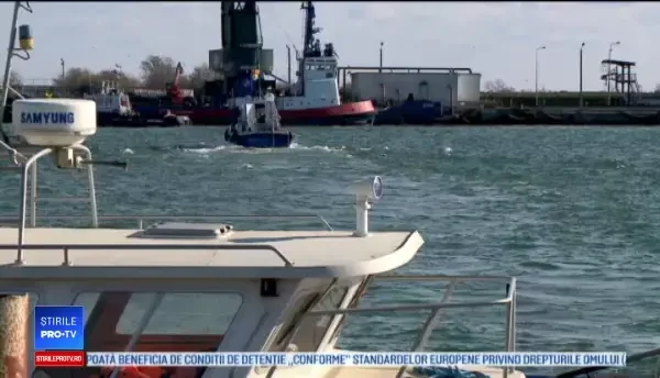 Haos în cazul navei răsturnate în portul Midia. România, obligată să gestioneze problema