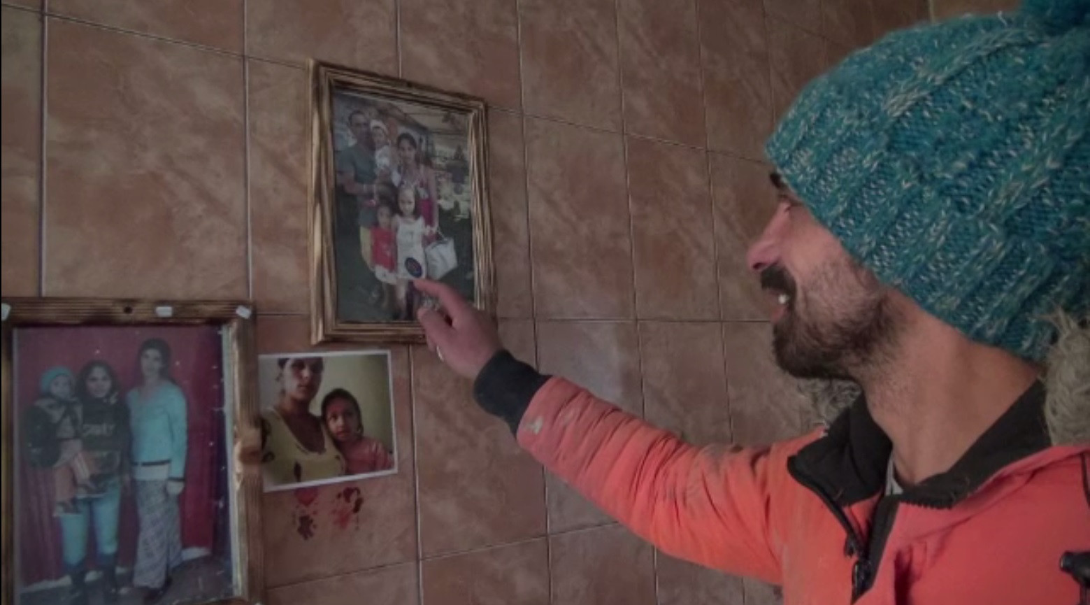 O casă nouă pentru trei fetițe rămase fără mamă, prin proiectul Magic Roof