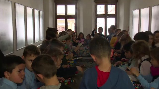 Cum le este pusă imaginația la încercare copiilor. Expoziție inedită în Bistrița