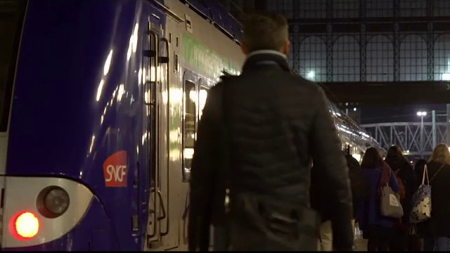 Cea mai amplă grevă din ultimii 24 de ani, în Franța. Ciocniri violente între manifestanți și jandarmi