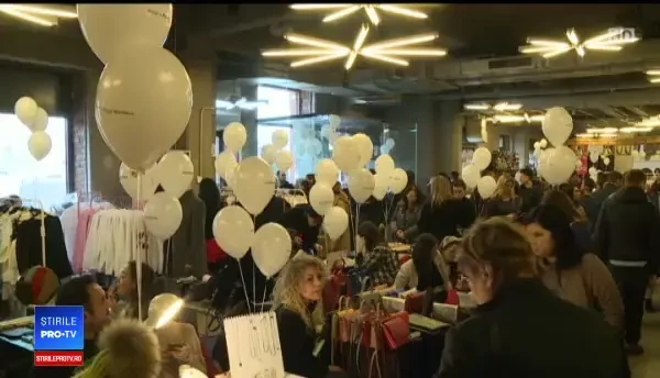 Cât de mult vor cheltui românii pe cadouri anul acesta. "Sunt pe stilul de a da toţi banii"