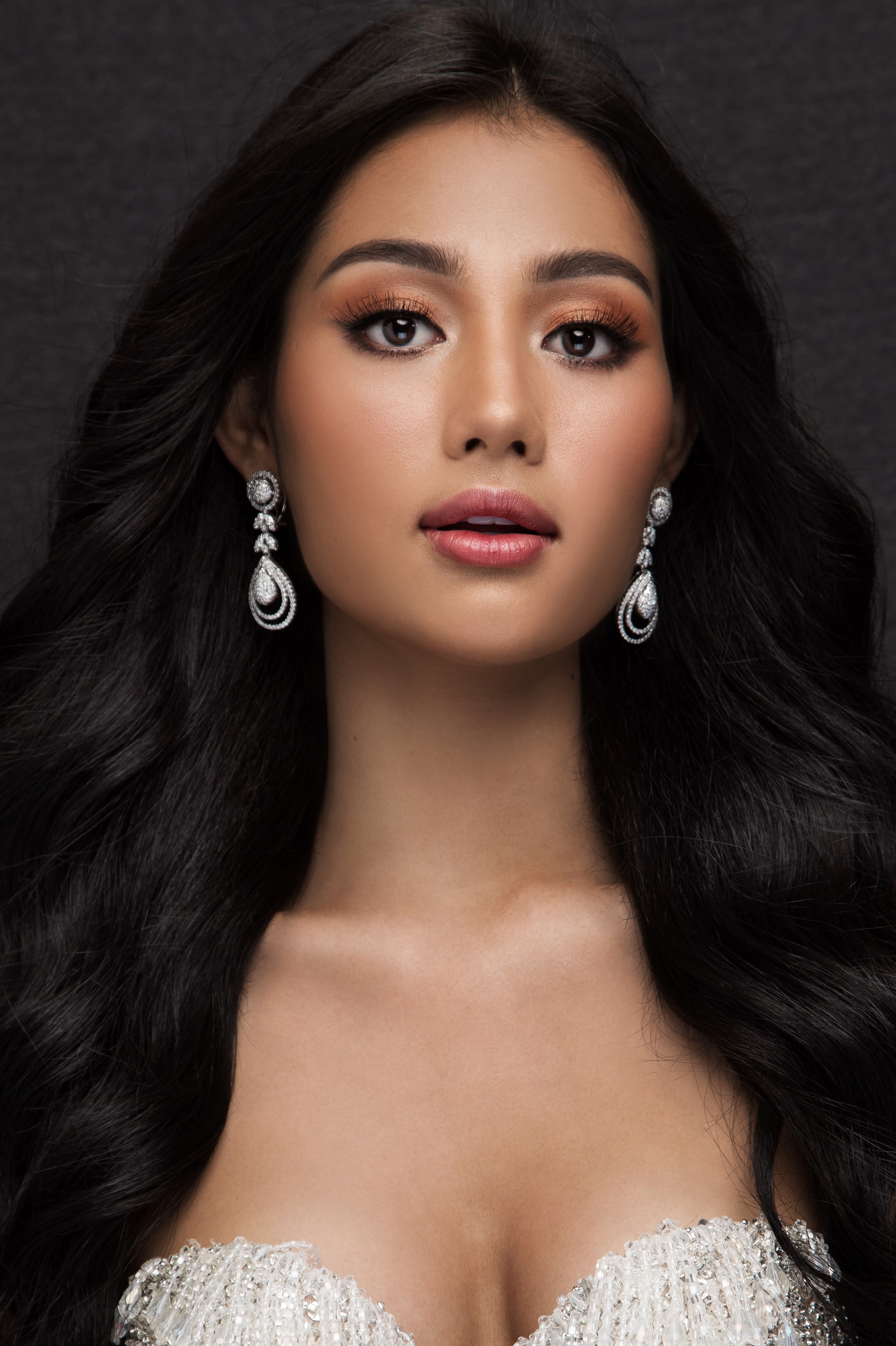Miss Myanmar, participanta la Miss Univers 2019