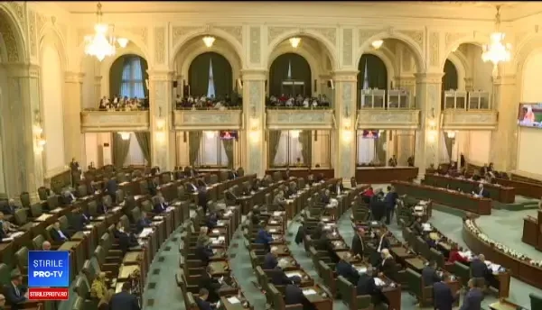 Moțiunea simplă împotriva ministrului Finanțelor a fost adoptată în Parlament