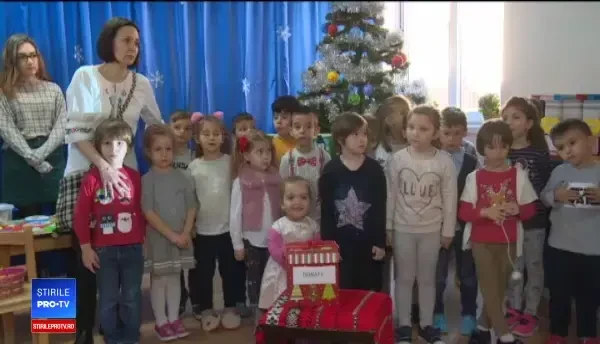 Gest impresionant al unor copii de grădiniță. Cum au adunat 3.000 de lei pentru o colegă bolnavă