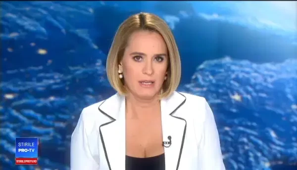 Iohannis a retras decoraţiile pentru 12 persoane publice. Printre acestea - Adrian Năstase și Dan Voiculescu