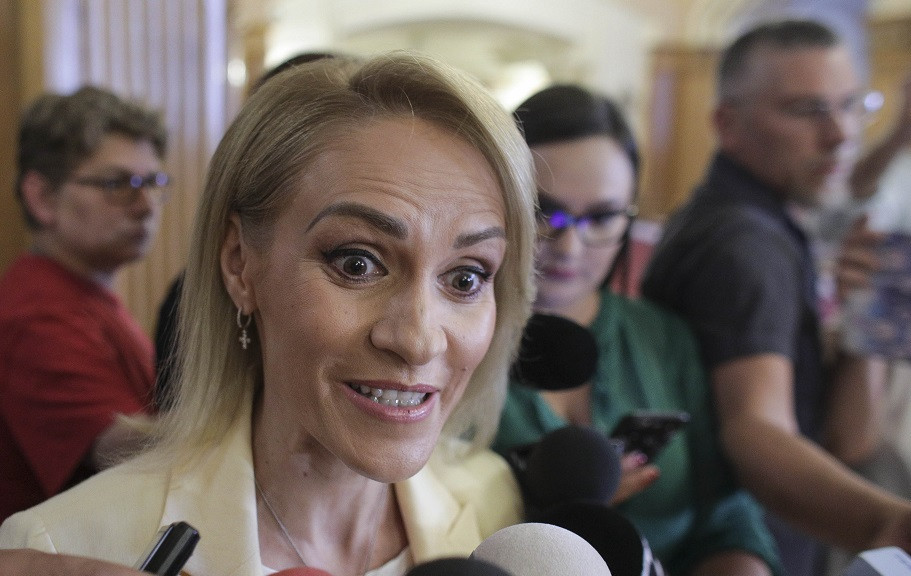 Planurile partidelor pentru alegerile locale. Gabriela Firea nu are încă un rival clar