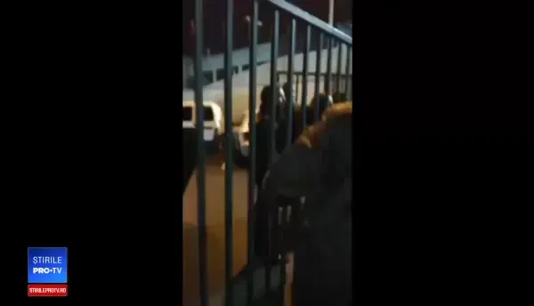 Roxana Mărăcineanu, evacuată de pe un stadion după ce a fost insultată de suporteri
