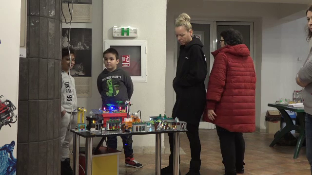 Roboții creați de elevii români care fac furori în străinătate. "Am luat locul doi mondial"