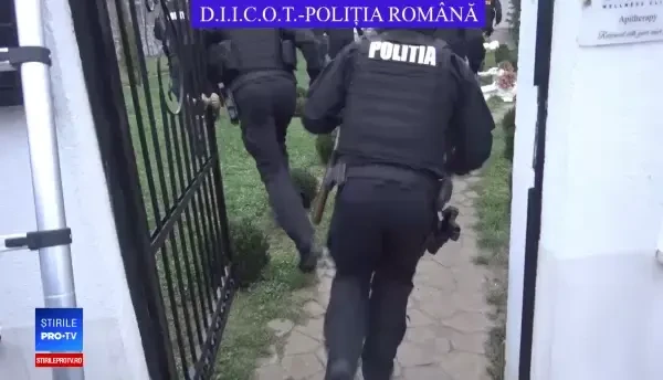 IMAGINI de la ședințele unde se consumau droguri ayahuasca. Ce ustensile se foloseau