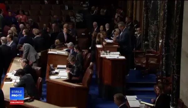 Procedura de destituire, votată în Camera Reprezentanților. Dezbaterea durează șase ore