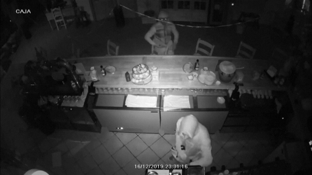 Caz incredibil în Spania. Cum au fost prinși doi hoți care jefuiseră un restaurant