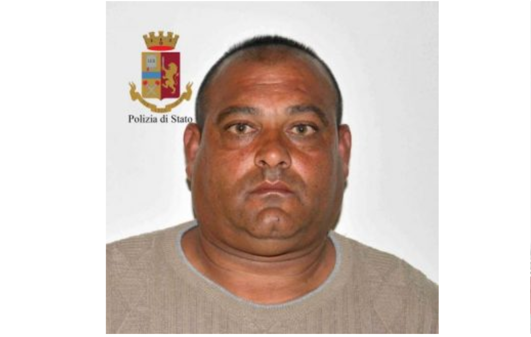 Pedeapsa primită de şeful reţelei "boschetarilor" din Italia. A vândut o româncă pe portocale