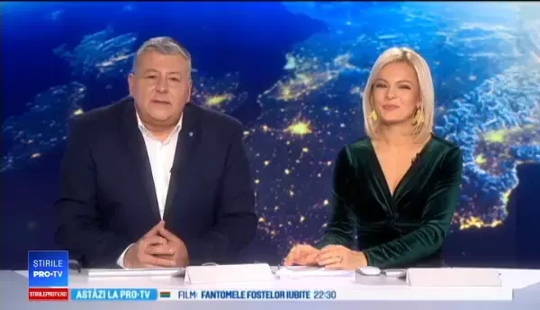 15 alpinişti costumaţi au coborât pe fațada unui spital. Reacția copiilor internați