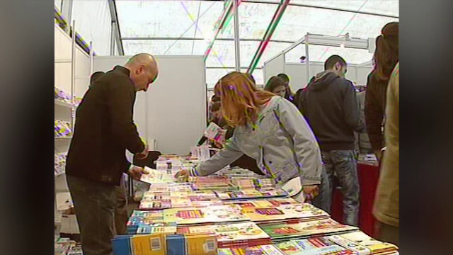 Cum am ajuns ţara cu cel mai scăzut consum cultural din UE. De la Cântarea României la manele