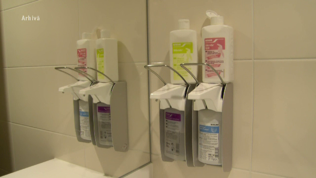 La ce trebuia folosit de fapt dezinfectantul utilizat în cazul pacientei care a ars