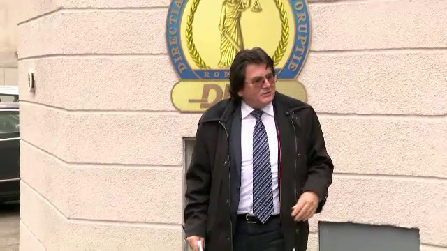 Foştii primari ai Timişoarei Nicolae Robu şi Gheorghe Ciuhandu, achitaţi în prima instanţă pentru abuz în serviciu