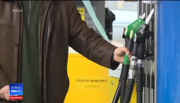 Anul 2020 vine cu ieftiniri în magazine. Cât va costa un plin de benzină