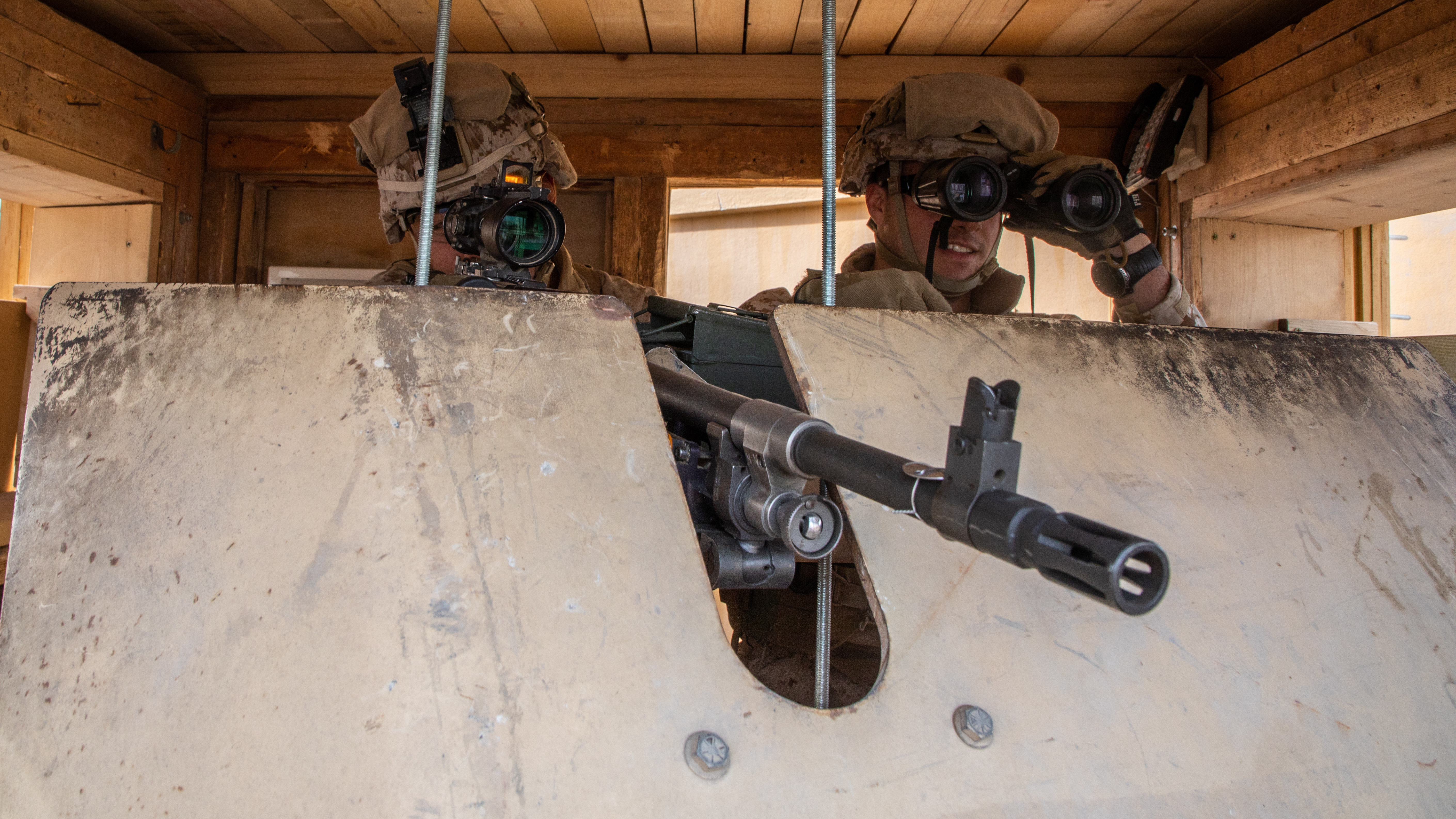 Atacuri cu rachete asupra forţelor americane din Irak. A fost vizată şi ambasada SUA