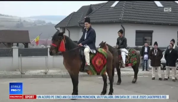 Balul Ionilor, o veche tradiție locală din Mureș. Cum au sărbătorit localnicii