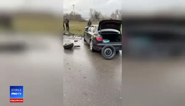 Accident grav cu 3 autoturisme, în Mamaia. Ce substanțe s-au găsit într-o mașină