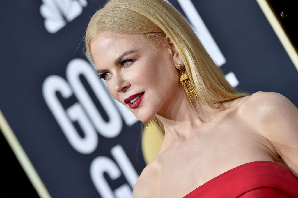 Rochii spectaculoase pe covorul roșu de la Globurile de Aur. JLo a stârnit comentarii