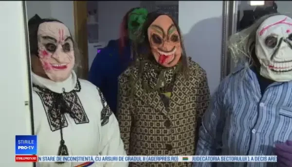 Obiceiuri neobișnuite de Bobotează. De ce se costumează oamenii