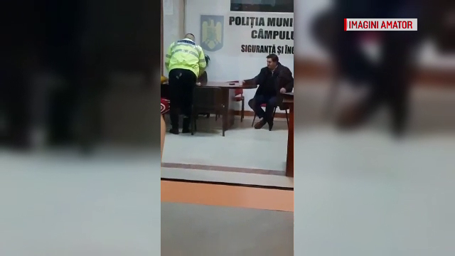 Primarul unui mare oraş din România, dus la poliţie după ce a făcut un accident. Ce alcoolemie avea