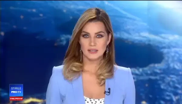 Doi bătrâni din Iași, salvați de un vecin după ce casa le-a fost mistuită de flăcări