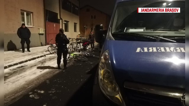Jaf inedit în Brașov. Cum au încercat 3 hoți să fure 7 biciclete de la studenți