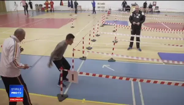 MAI vrea polițiști mai supli, care să poată sări un gard. Probe mai grele la şcolile de agenţi