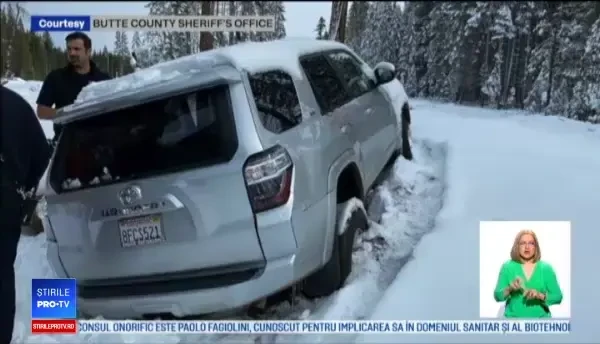 O femeie din California, scoasă cu viață dintr-o mașină acoperită de zăpadă, după șase zile