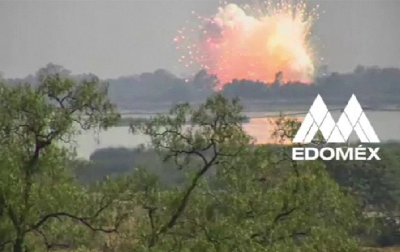 Explozie devastatoare la un depozit de artificii. Doi oameni au murit