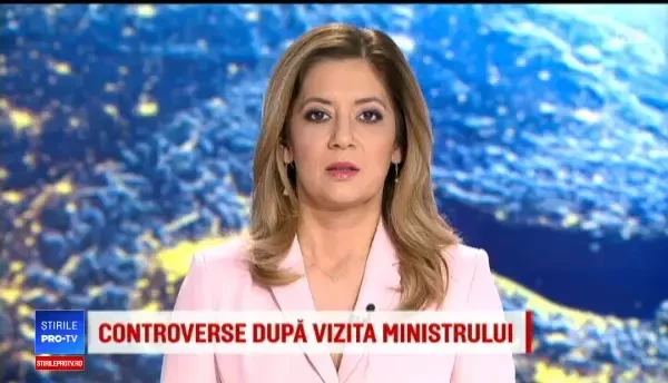 Șase tineri au ajuns la spital, în Târgu Jiu, după ce mașinile în care se aflau s-au ciocnit violent