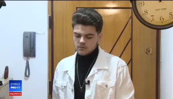 Românii se îmbolnăvesc fără să știe. Particulele de plastic ingerate conțin metale grele