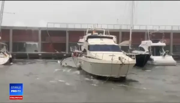 Spania este în alertă din cauza furtunilor violente. Cel puțin 4 oameni au murit