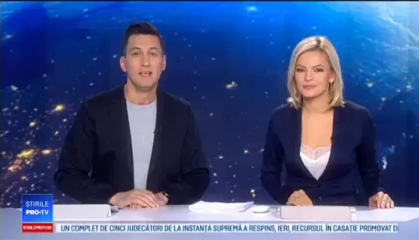 Scene de coșmar pe o autostradă. Un autobuz plin cu studenți a luat foc