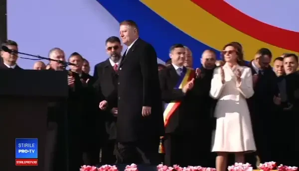 Huiduieli la Iași, după ce Iohannis a vorbit despre PSD și necesitatea alegerilor anticipate