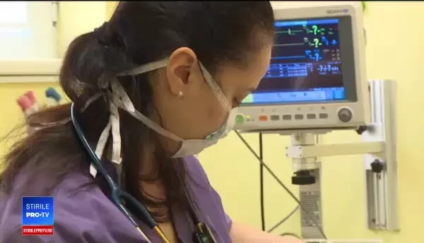 Sute de mii de oameni au ajuns la urgențe de teama gripei. Avertismentul medicilor