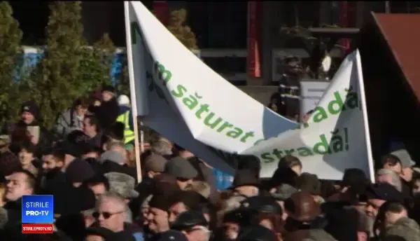 Politicienii au promis 11.000 de km de autostradă. Câți au fost construți în ultimii 10 ani