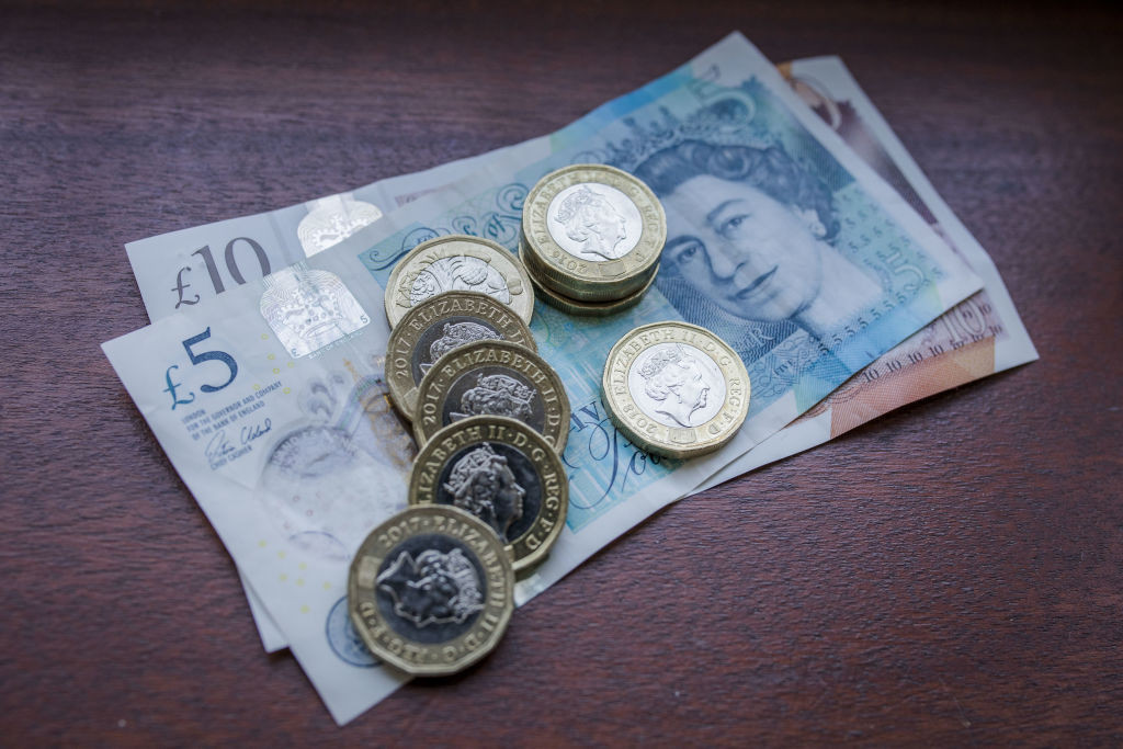 De bucurie că au reușit să iasă din UE, englezii au lansat o nouă monedă