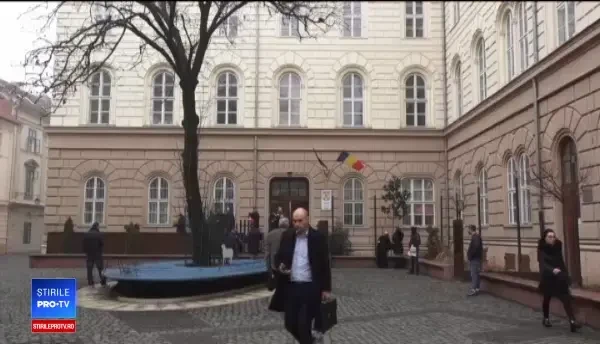 Continuă protestele grefierilor și magistraților. Activitatea instanțelor este blocată